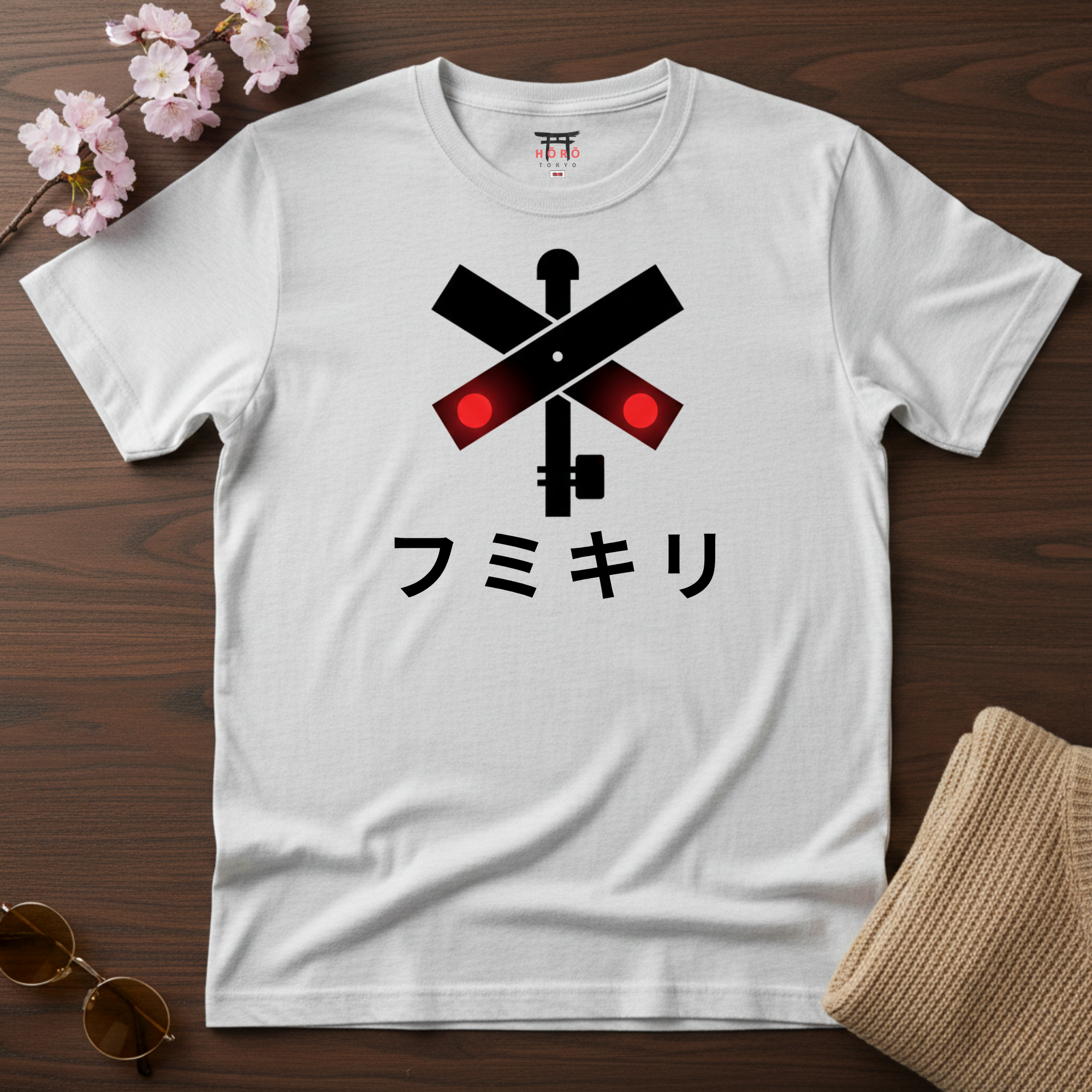 T-shirt représentant un passage à niveau japonais